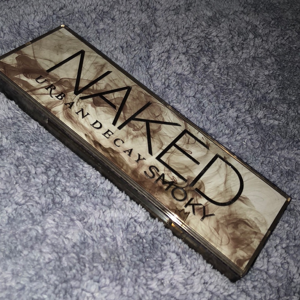 Urban decay Naked smoky